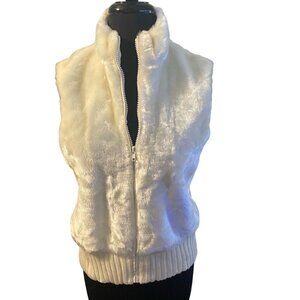 CIARA White Super Soft Faux Fur Vest/ Sleeveless Jacket, Size‎ Large